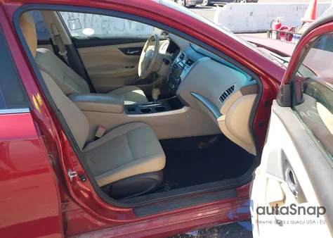 2015 Nissan Altima 2.5 Sv из США, поврежденный, VIN 1N4AL3AP3FC289378